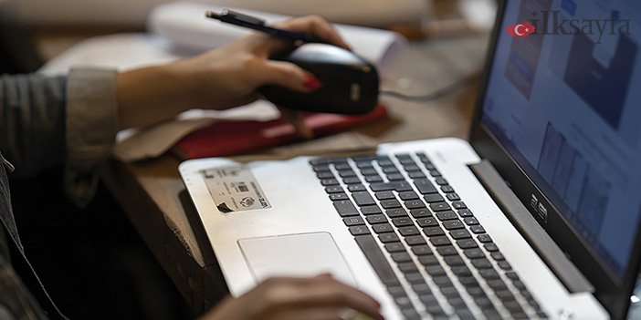 üniversiteler uzaktan eğitime mi geçti sorusu ile ilgili görsel