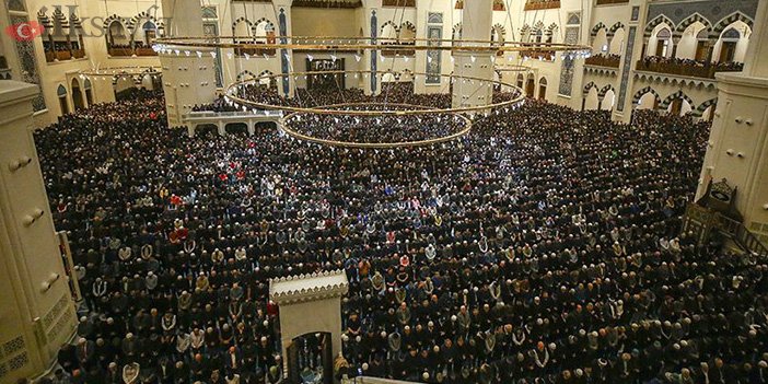 miraç kandili akşam namazından bir kare