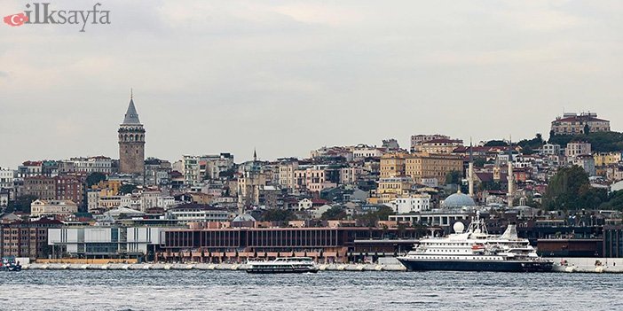 istanbul sokaklarını gösteren fotoğraf