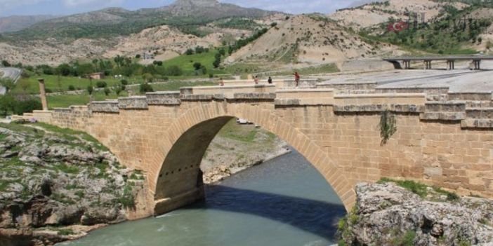 Cendere köprüsünün fotoğrafı