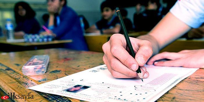 Öğrenci sınavda fotoğrafı