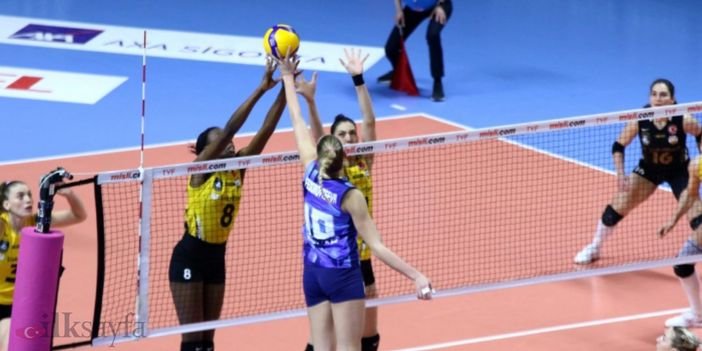 voleybol-ligden-cekilme-2.jpg