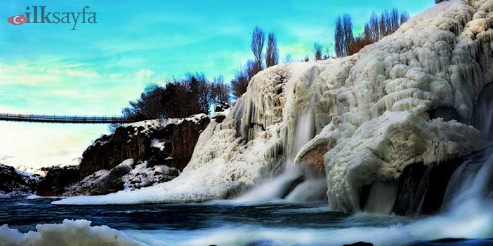 Muradiye şelalesine nasıl gidilir sorusunun cevabı için şelalenin fotoğrafı