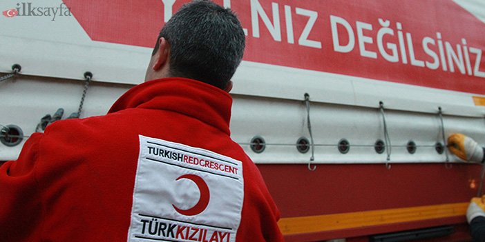 türk kızılayı çalışanı