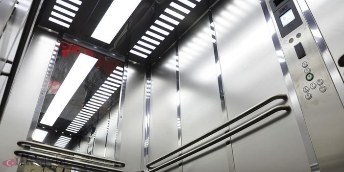 Asansör İstanbul 2023'ü anlatmak için asansör fotoğrafı