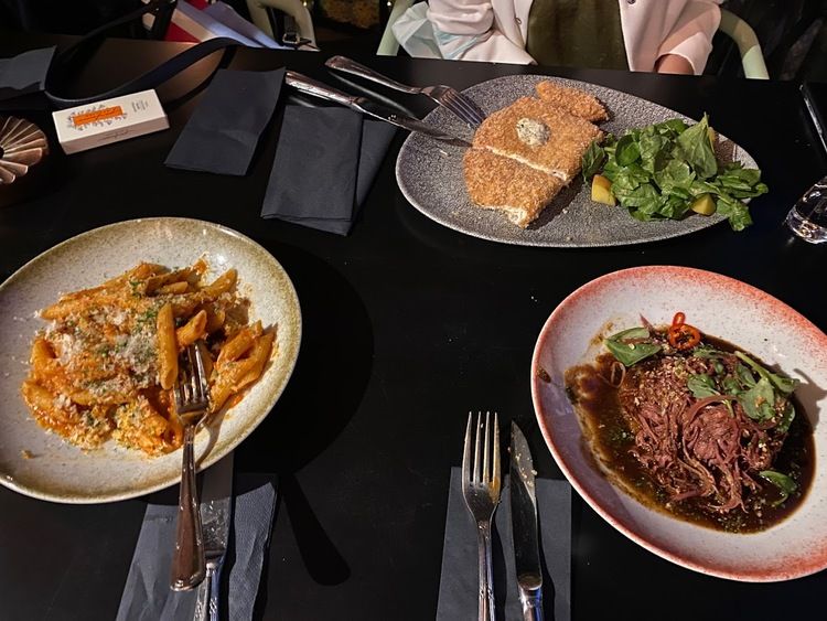 Louise Cafe Ankarada yer alan güzel bir mekan