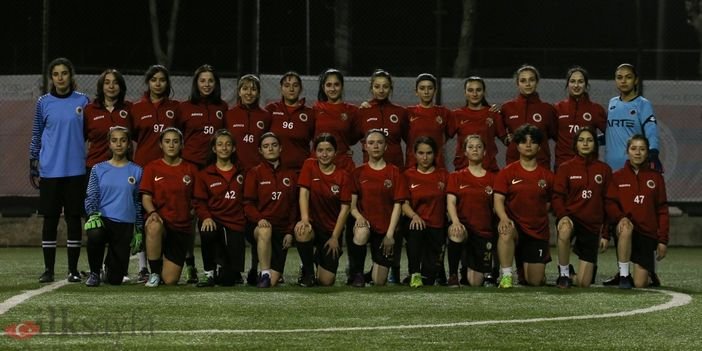 gb-kadin-futbol-1.jpg