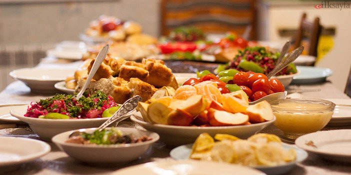 en-guzel-iftar-sofrasi-nasil-hazirlanir.