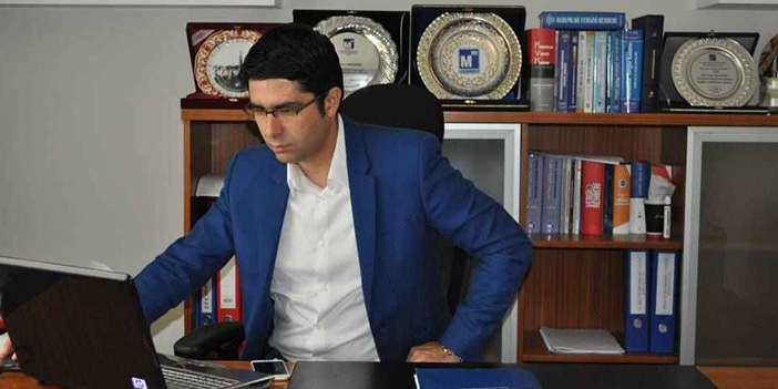 EMRE KARTALOĞLU KİMDİR?