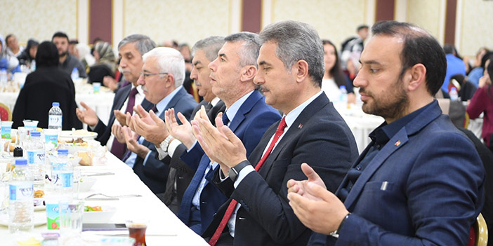 murat köse dua ederken