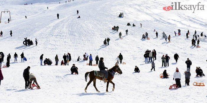 Ankara tarihi yerleri ve doğal güzellikleri arasında kışın gidilecek Elmadağ Kayak merkezi