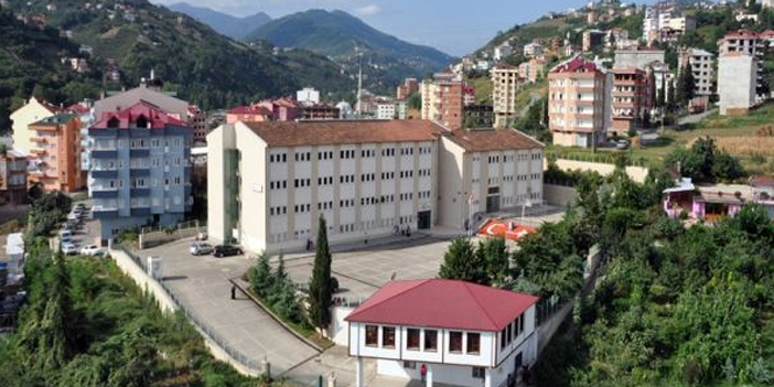 akcaabat anadolu lisesi