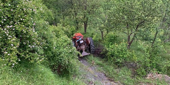 çubukta devrilen traktör