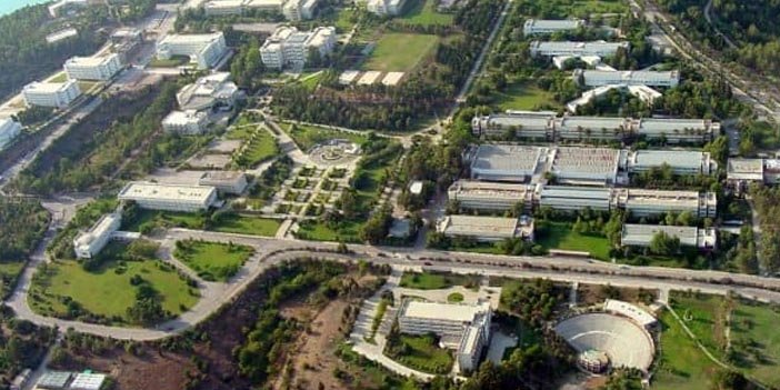 Çukurova Üniversitesi'nin yukarıdan görünümü