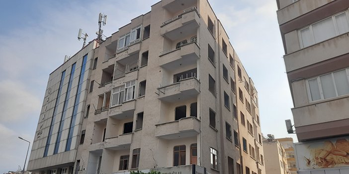 Hatay Türkmen Apartmanı yıkılmayı bekliyor