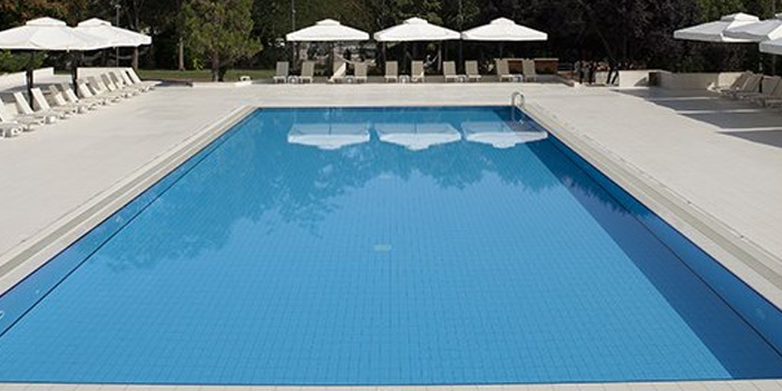 bilkent-otel-yuzme-havuzu.jpg
