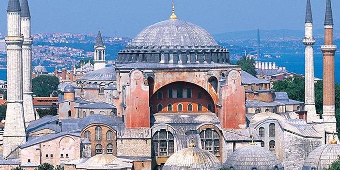 Ayasofya'nın Türkçesi nedir?