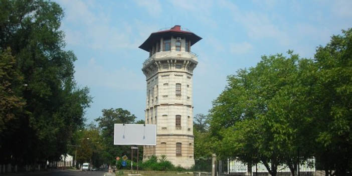 kisinev-su-kulesi.jpg