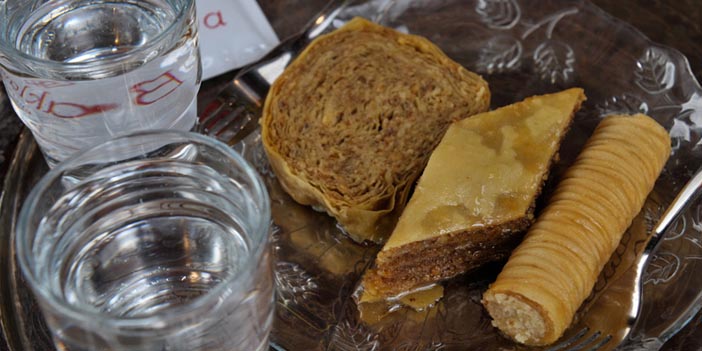 bosna-baklavasi.jpg