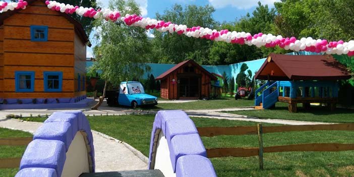 Ankara Etimesgut'ta bulunan Neşeli Köy