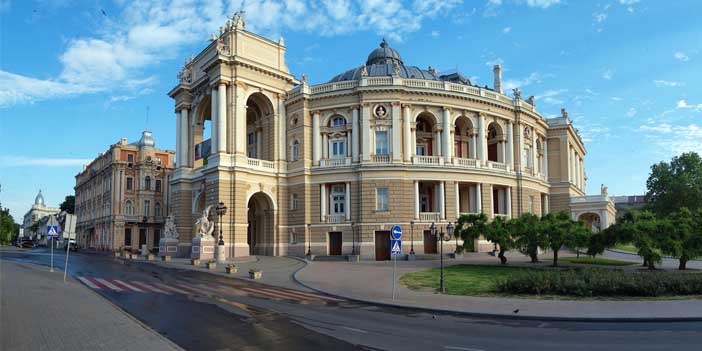 odessa-national-opera-and-ballet-theater.jpg