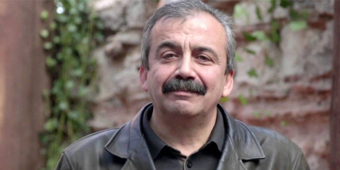sirri-sureyya-onder-2.jpg