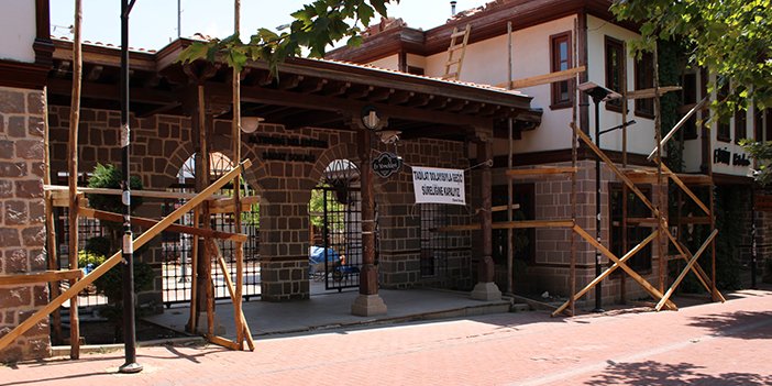 sanat-sokagi-tadilatta-1.jpg