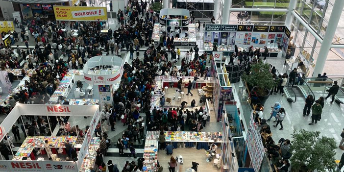 ankara-kitap-fuari-2.jpg