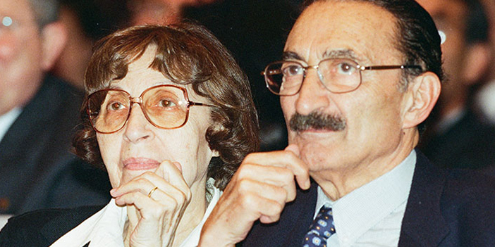 bulent-ecevit-4.jpg