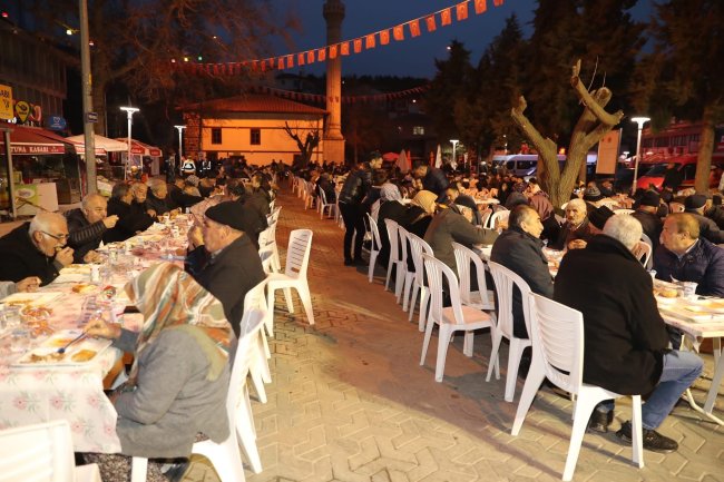 ayas-iftar.jpg