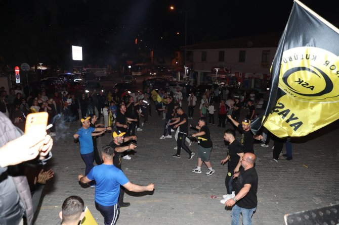 ayas-spor-oynadi.jpg