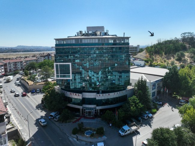 lacin-park-otel.jpg