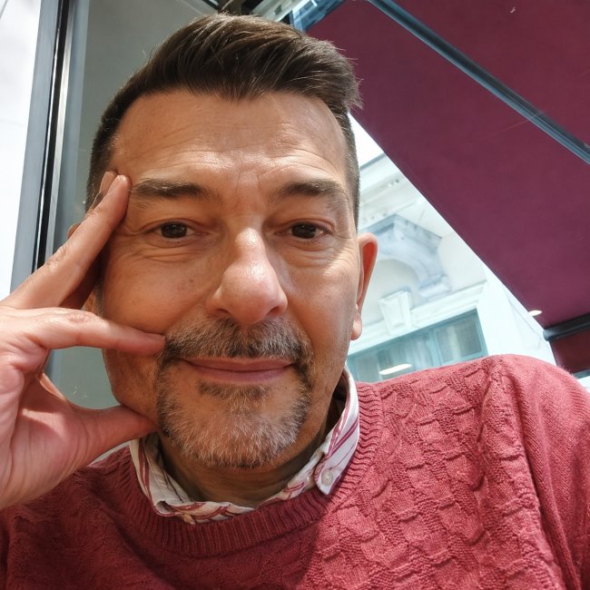 beyoglunda-italyan-profesor-ruggero-da-1460085-434449.jpg