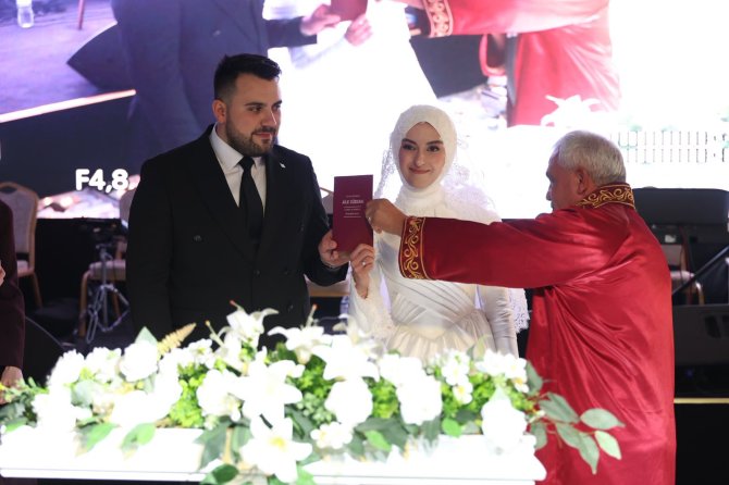 veli-gunduz-sahin-nikah.jpg
