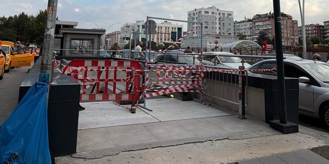 gar-metro-yuruyen-merdiveni.jpg