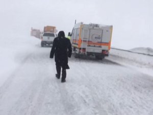 Kabus geri döndü! Çığ düşmesi sonucu mahsur kalanlar oldu