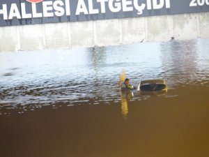 Sağanak yağış nedeni ile Ankara'da 3 kişi hayatını kaybetti