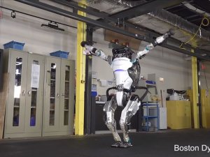 Boston Dynamics'in robotu Atlas, yeni özellikleriyle daha çevik