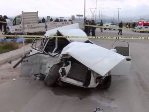 Adana'da feci kaza; anne ve kızı ile 1 kişi öldü