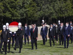 19 Mayıs Atatürk'ü Anma, Gençlik ve Spor Bayramı kutlanıyor