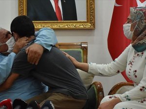 Jandarmanın ikna çalışması sonucu bir aile daha evladına kavuştu