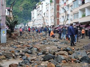 Giresun'daki selde hayatını kaybedenlerin sayısı 4'e yükseldi