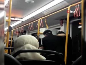 Metroda 'Neden sarılıyorsun?' kavgası