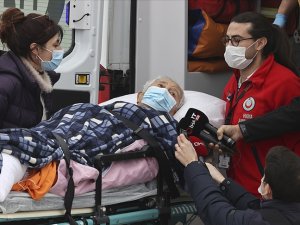 ABD'de yaşayan Türk halk bilimci İlhan Başgöz ambulans uçakla Türkiye'ye getirildi