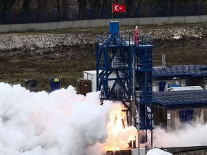 Milli ve özgün hibrit roket motoru ilk sınavını başarıyla geçti