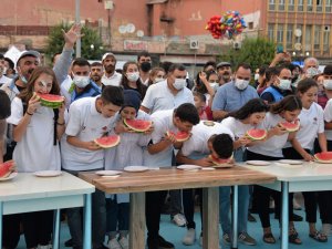 Diyarbakır 11'inci Karpuz Festivali: Renkli görüntülere sahne oldu
