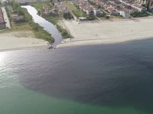 Tekirdağ'da Kınıklı Deresi'nin rengi değişti