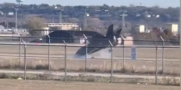 F-35B savaş uçağı iniş sırasında çakıldı: Saniye saniye o anlar
