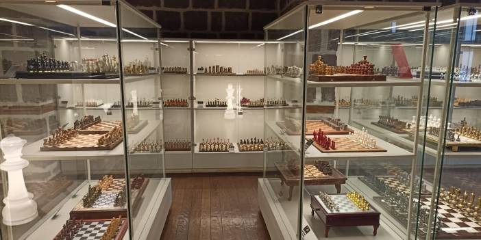 112 ülkeden 722 eserin bulunduğu Gökyay Vakfı Satranç Müzesi'ni ziyaret ettik