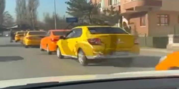 Ankara'da taksi şoförleri, zam sonrası taksimetre ayarı için kuyruğa girdi